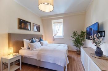 MARX - Zentral und geräumig - Apartment für 6 Personen - 2 Schlafzimmer mit TV - Küche, Trier (Foto 2)