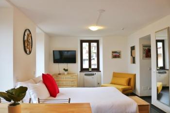 Studio Red - by MyHomeInComo, Argegno (photo 3)