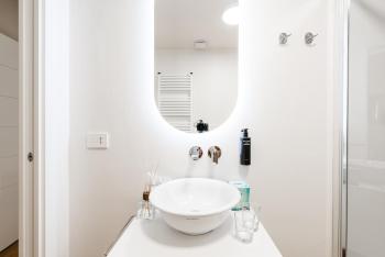 OldTown Chic Apartment between Aquarium and Metro, Genova (foto 4)