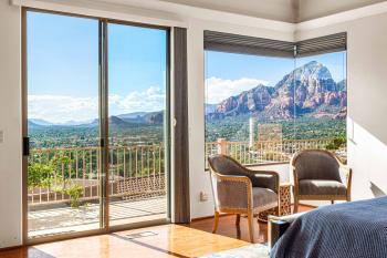 8-Bedrooms with Stunning Views & 75' Lap Pool, Sedona (Foto 5)