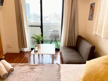 MIKO's Apartment, Iconic Shinjuku, Tokyo, 10th fl, Skyscraper View, Korean Town, 3min to Higashi-Shinjuku Sta, Токио (фото 2)