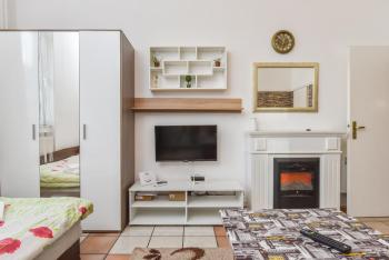 Historical Lion's Bridge 1-Bedroom Apartment by Flat Mаnager, Sofia (Foto 3)