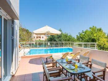 Villa in Prines with Private Pool, Prinés (foto 5)