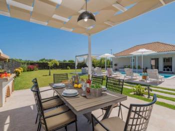 Villa in Zakynthos with Pool & Near Tsilivi Beach, Vanáton (Foto 4)