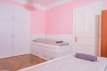 1 Bob's Apartment - 2 bedrooms and living room, Praha (fotografie 4)