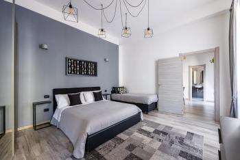 Appartamento 2 Camere 1 Bagno Palazzo Mormando Napoli, Neapel (Foto 2)