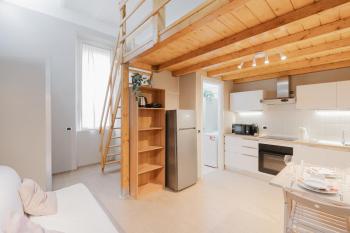 GoHost - Bright, Quiet and Cozy Loft, Rozzano (foto 2)