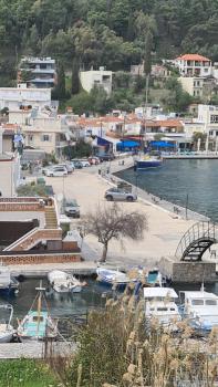 Dinospito, Chios (Foto 2)