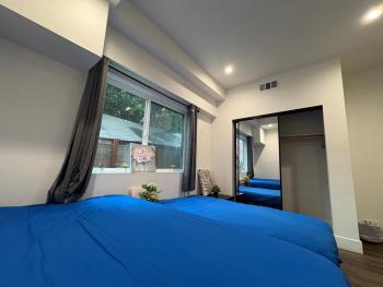 The Blue Hostel - Private Room With Private Bath - USC - DTLA - BMO Stadium - LA OLYMPIC - STAPLES CENTER, Los Angeles (fotografie 4)