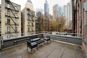 Spacious 2BR 2BA with Rooftop Walk to Times Square, New York (Foto 3)