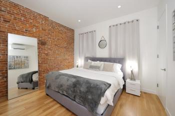 Spacious 2BR 2BA with Rooftop Walk to Times Square, New York (Foto 4)