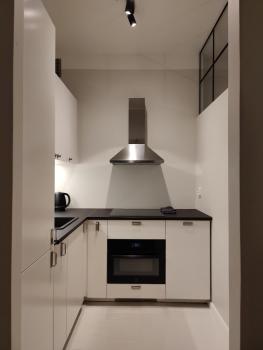 Urban & Stylish 1BR by the metro, Helsinki (photo 5)
