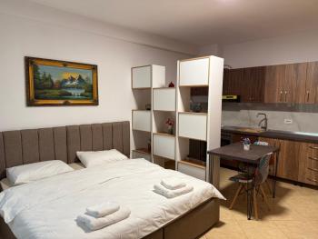Sol ambasador 2, Tirana (zdjęcie 2)