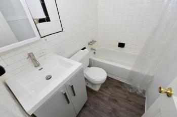 Amazing 4 BR 1 BTH Laundry Dishwasher, New York (Foto 5)