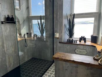 Seafront Cottage - Beach Access - Pet Friendly, Plymouth (foto 3)