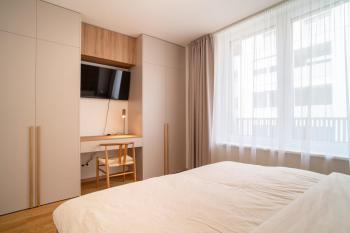Elegant 2-bedroom Apartment, Bratislava (fotografie 2)