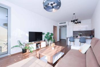 Skypark Tower 3- Free parking and city views, Bratislava (fotografie 2)