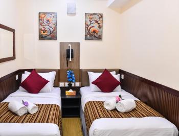 Beehive Central, Male (fotografie 4)