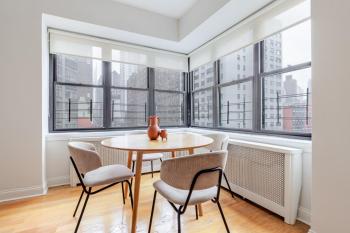 Blueground Sutton Pl gym wd nr UN HQ NYC-1808, New York (Foto 5)