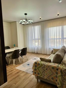 Двухкомнатная студия с панорамным видом на горы, Almaty (Foto 3)