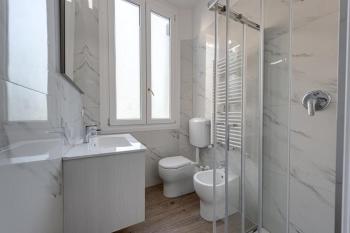 BOLOGNA CITY CENTER H- ROOMS AND SUITES - Near Rizzoli Hospital, Bologna (photo 4)