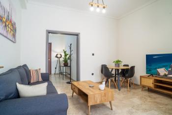 Entire, spacious, spotless apartment, in Ilioupoli, Greece, Atenas (foto 5)