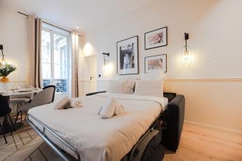 Luxury Central 3 Bedrooms Flat - Grands Boulevards, Paris (photo 4)