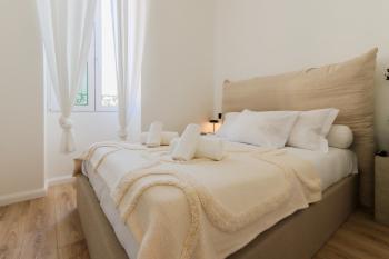 Fancy 3BR Duplex Near Nice Port & Old Town | By Airnest, Ницца (фото 3)
