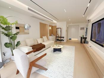Pure Home-Near the Bund enjoys the beautiful scenery of the Bund 3-bedhome close to Yuyuan Garden Huaihai Road and Nanjing Road Pedestrian Street, Shanghai (photo 3)