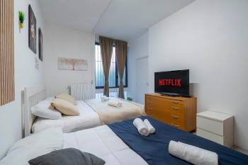 Duomo 10 min - Spacious Home in the Heart of Milan - Wifi, Milan (photo 2)