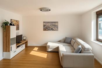 Modern & Cozy Apartment Jesenice, Jesenice (photo 2)