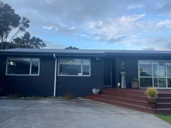 RAGLAN - FULLY self contained 1 bedroom, Raglan (photo 2)
