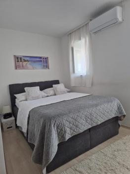 Room near the center, Split (photo 3)