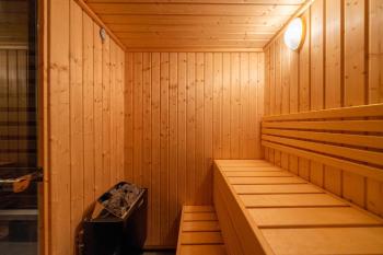 真 Private accommodation with sauna, close to USJ and Expo Park, free parking, 4 bedrooms, 8 beds, 2 bathrooms, Osaka (photo 2)