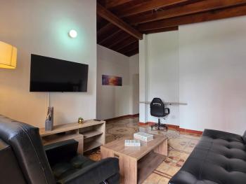 5StarHomes - Casa privada cerca al Estadio y la 70, Medellín (foto 3)