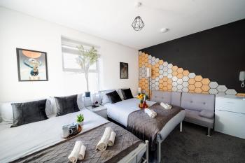 Open Mind Property - HotTub, 2 Guests & 1 Bed, Bognor Regis (foto 3)