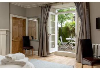 JOIVY Boutique Apt with Patio in New Town, Edinburgh (Foto 3)