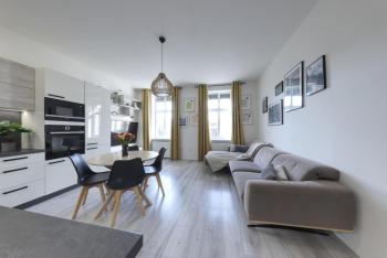 Lovely 2-bedroom apartment in centre of Bratislava, Bratislava (fotografie 2)