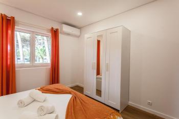 Ocean, Pines and Mountain - Renovated February 2025 - AC, Sintra (photo 5)