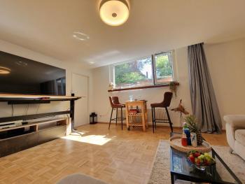 The Artistic Corner by the Rhine Wakable to Major Basel Events like Art Basel ESC and More, Basilea (foto 5)