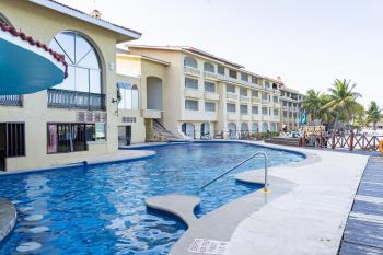 Beachfront Condos in Puerto Juarez, Cancún (fotografie 5)