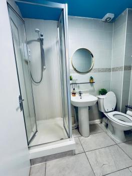 Unique Studio Flat in City 1111, Londra (foto 5)
