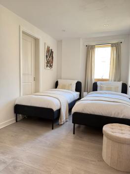 Modern Apartment - Free Parking, London (photo 5)
