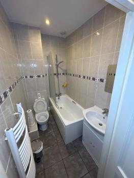 Cosy room 7 s, London (photo 3)