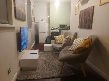Private 1 Bed Flat Near The Aston Villa Park, Birmingham (photo 3)