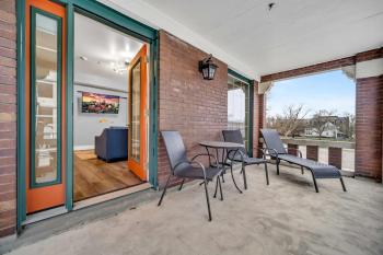 Cle Suites 2BR 1BA 5 min Walk to Cle Clinic #12, Cleveland (photo 5)