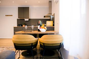 bonquartier - LUX APT #2 Moderne, stilvolle Wohnung mit voll ausgestatteter Küche, Klimaanlage und Parkplatz, Sankt Augustin (foto 4)