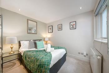 Niru Experience Hidden Gem In Chelsea 2BD 2BA, Londýn (fotografie 4)