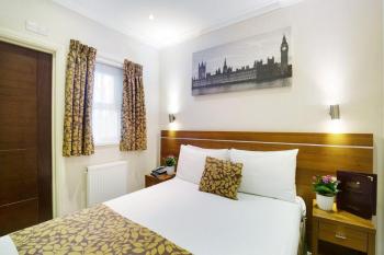 Queens Park Hotel, London (photo 3)
