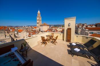 Terazza Grande in Diocletian Tower, Split (photo 5)